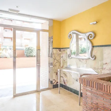 In With Kitchen * אורופסה דל מר